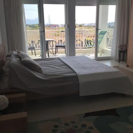 4 Bed Private Duplex In Small Exclusive Gated Community 公寓 锡德